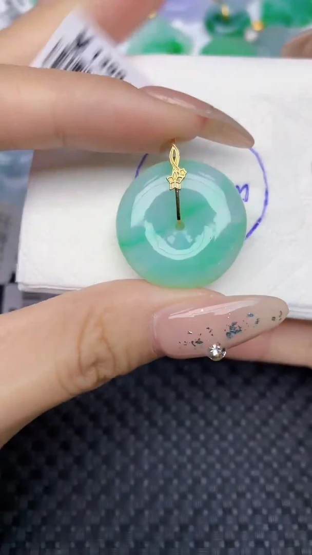 颈饰18K金镶嵌翡翠天然缅甸翡翠a货百元以上9元证书费自理