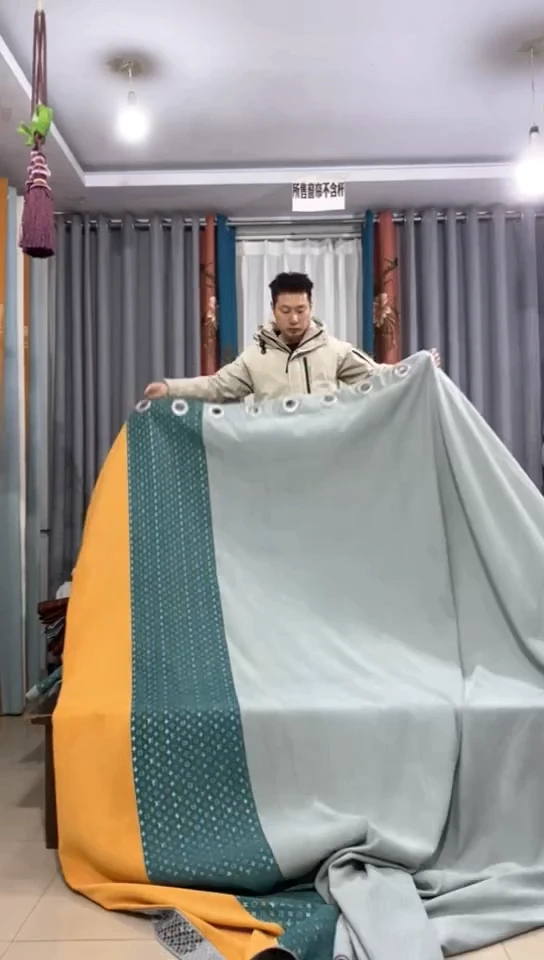 布成品窗帘      6*2.85