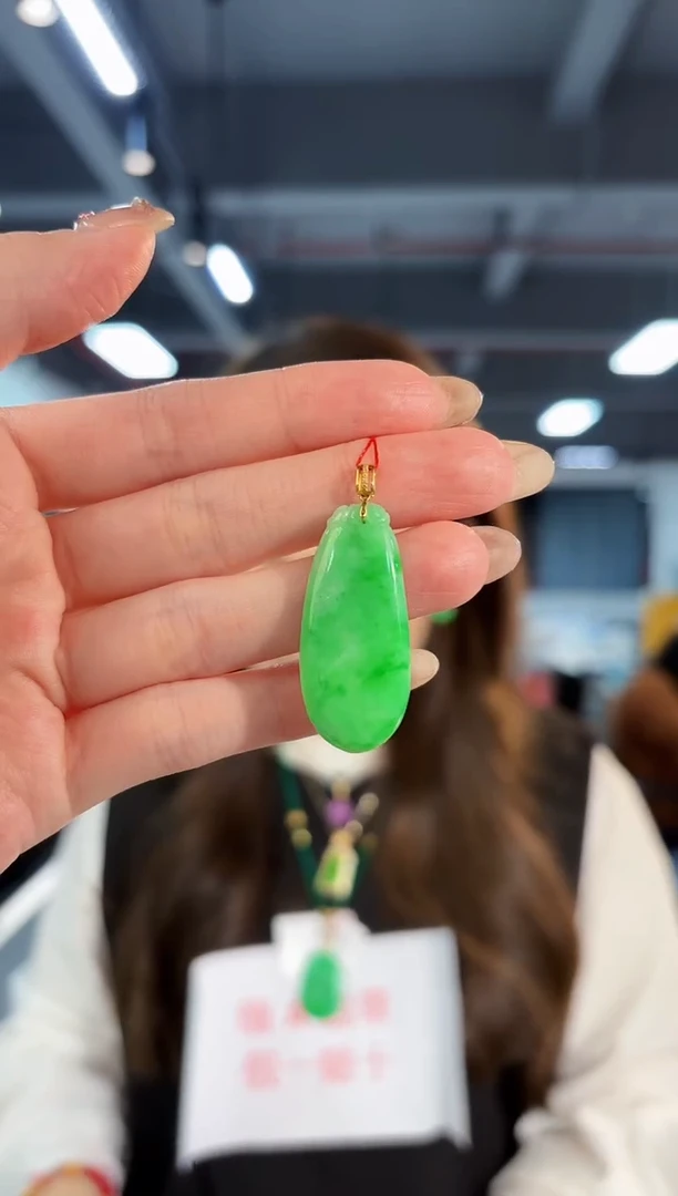 【闪购商品】翡翠吊坠(不含链)18K金镶嵌缅料A货/支持复检/一件