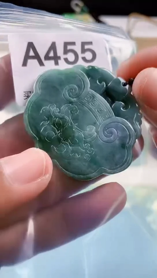 【闪购商品】翡翠挂件未镶嵌天然翡翠吊坠挂件