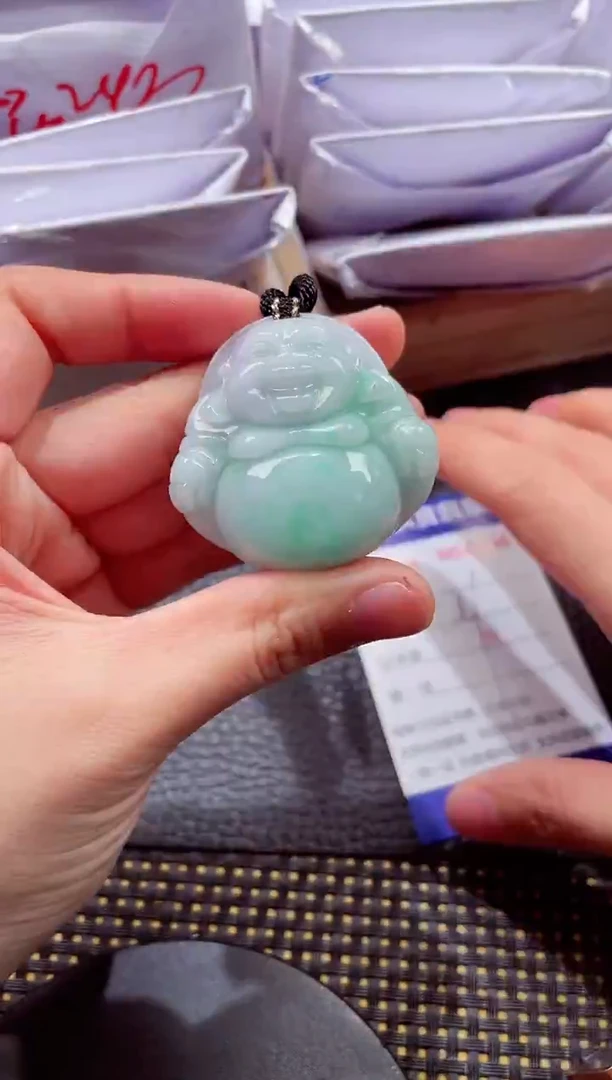 18K金镶嵌挂件翡翠888886666