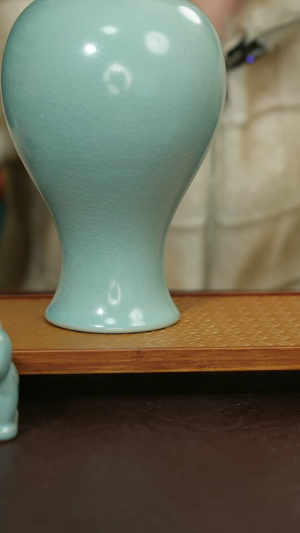 摆件瓷原矿原釉汝宋汝瓷 大梅瓶微瑕