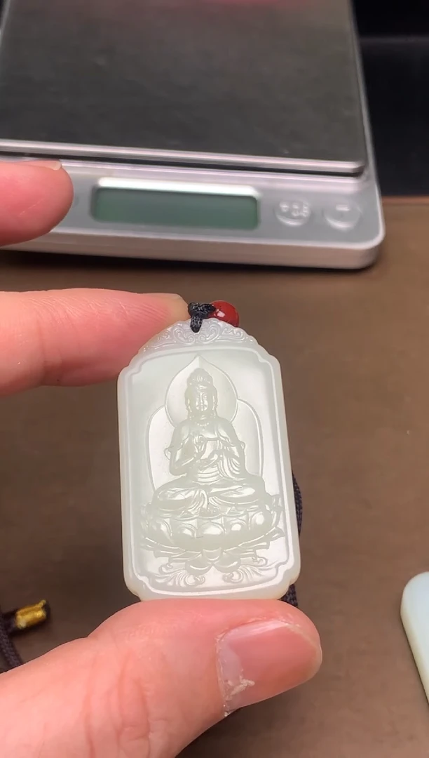 颈饰未镶嵌和田玉56