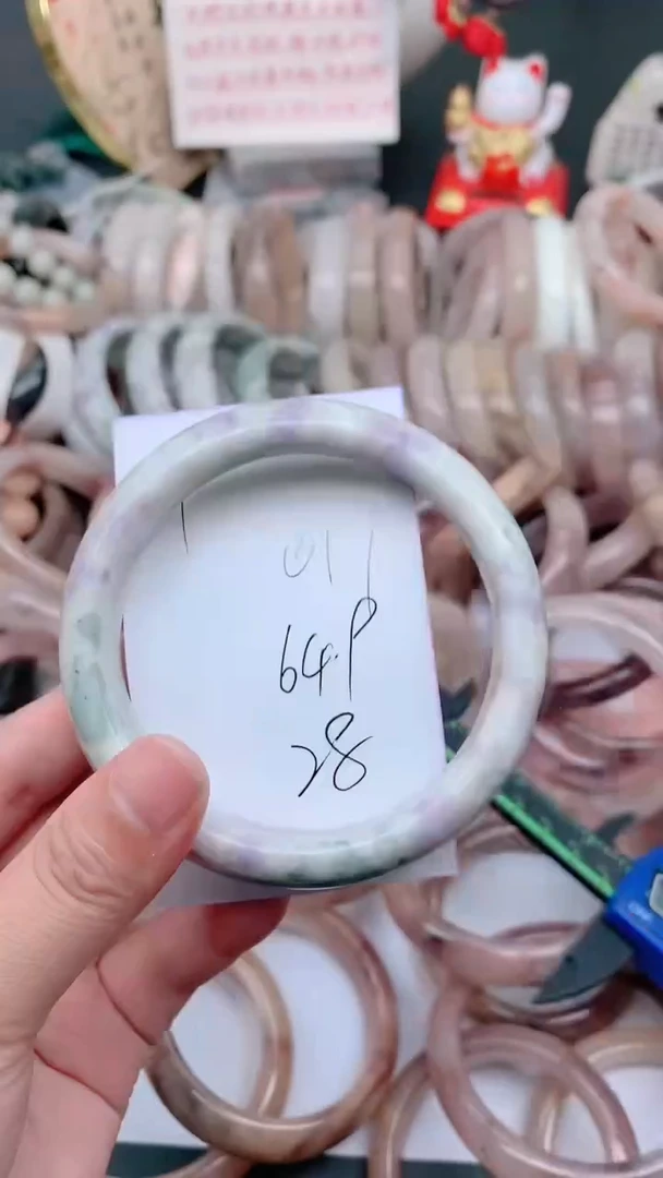 未镶嵌手镯石英质玉017