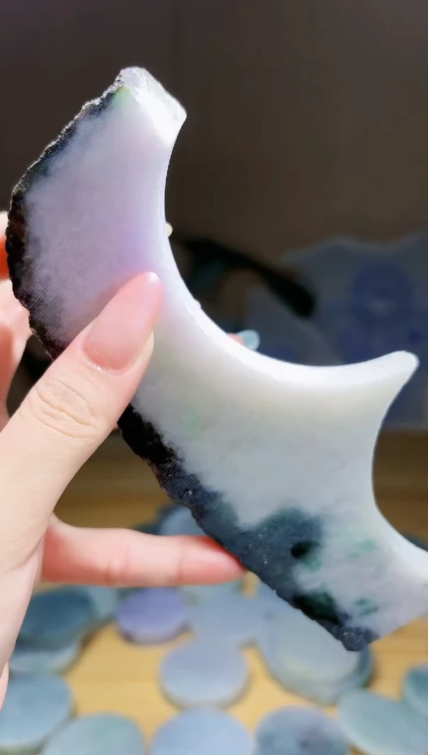 翡翠未镶嵌颈饰翡翠A货 温谭847