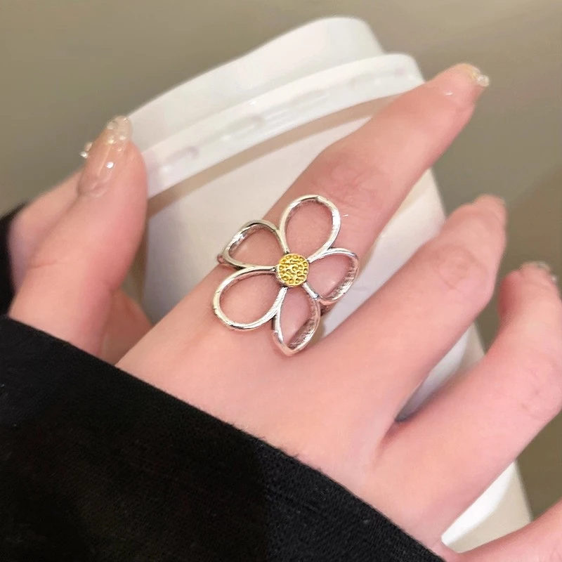 钛钢戒指 复古雏菊开口戒指小众设计食指戒高级感学生党指环配饰