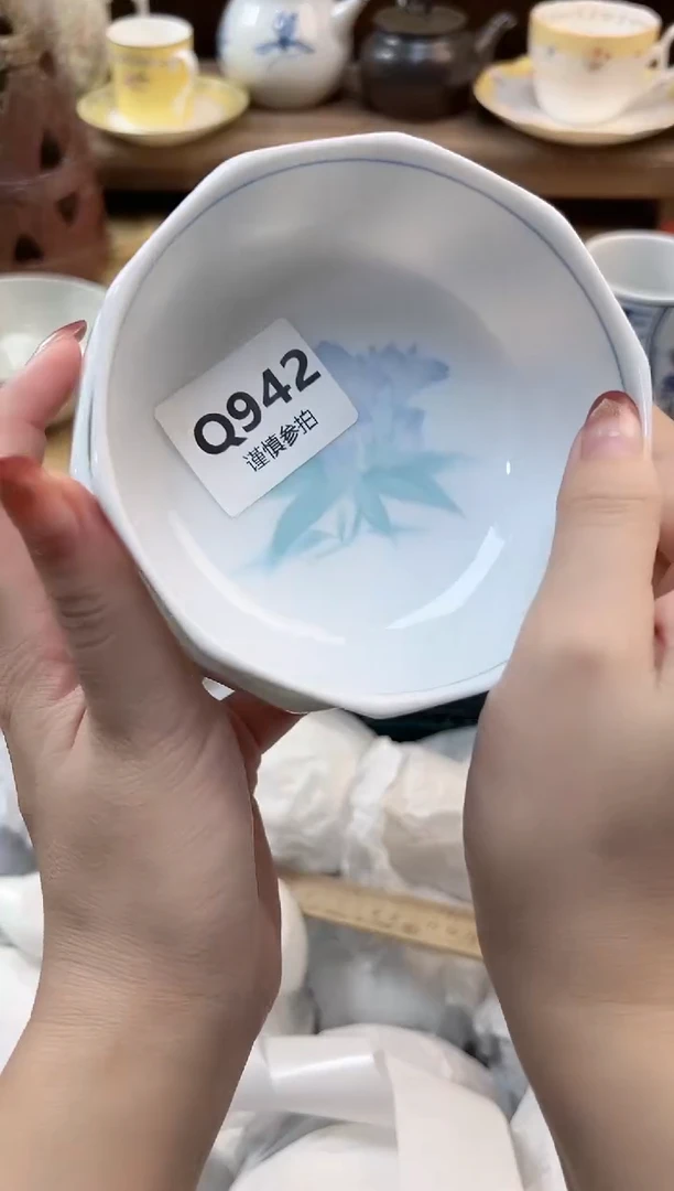 瓷片聆*   942