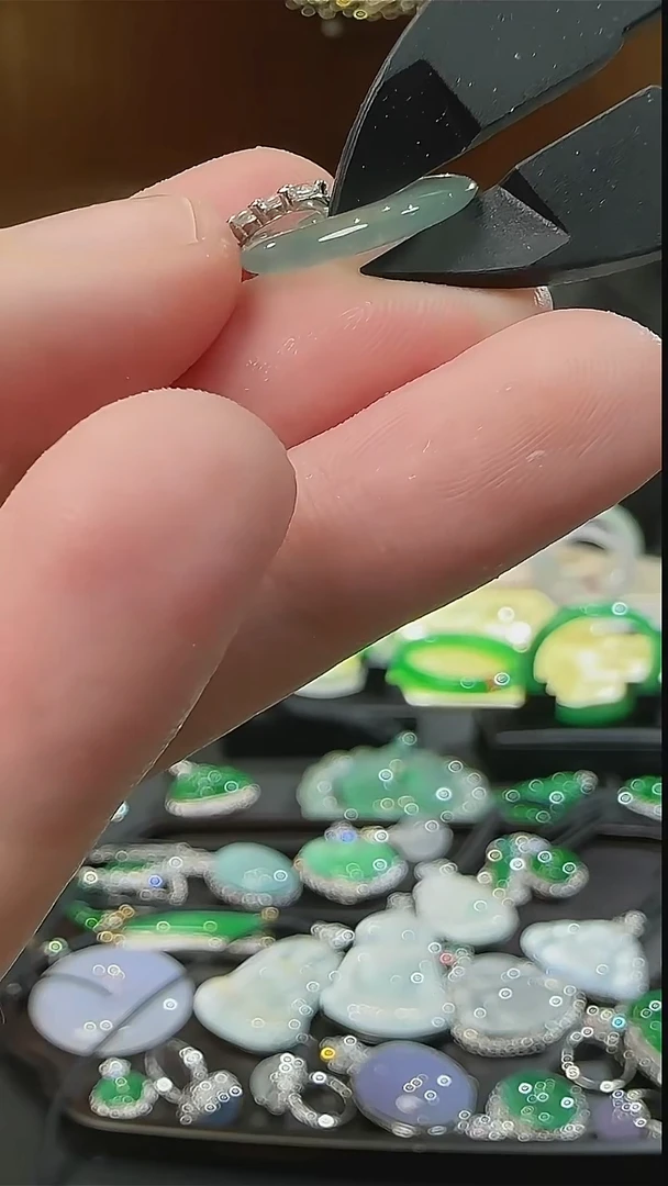 合金翡翠耳饰天然A货翡翠多样性发其一