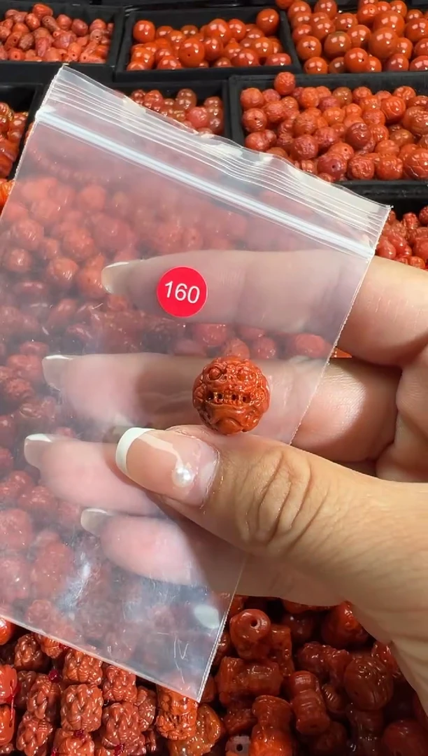 颈饰未镶嵌南红玛瑙1