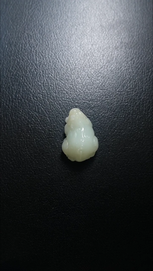 颈饰未镶嵌和田玉貔貅