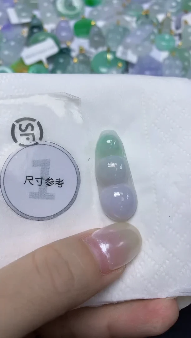 翡翠未镶嵌颈饰天然缅甸翡翠A货百元以上9元证书费自理