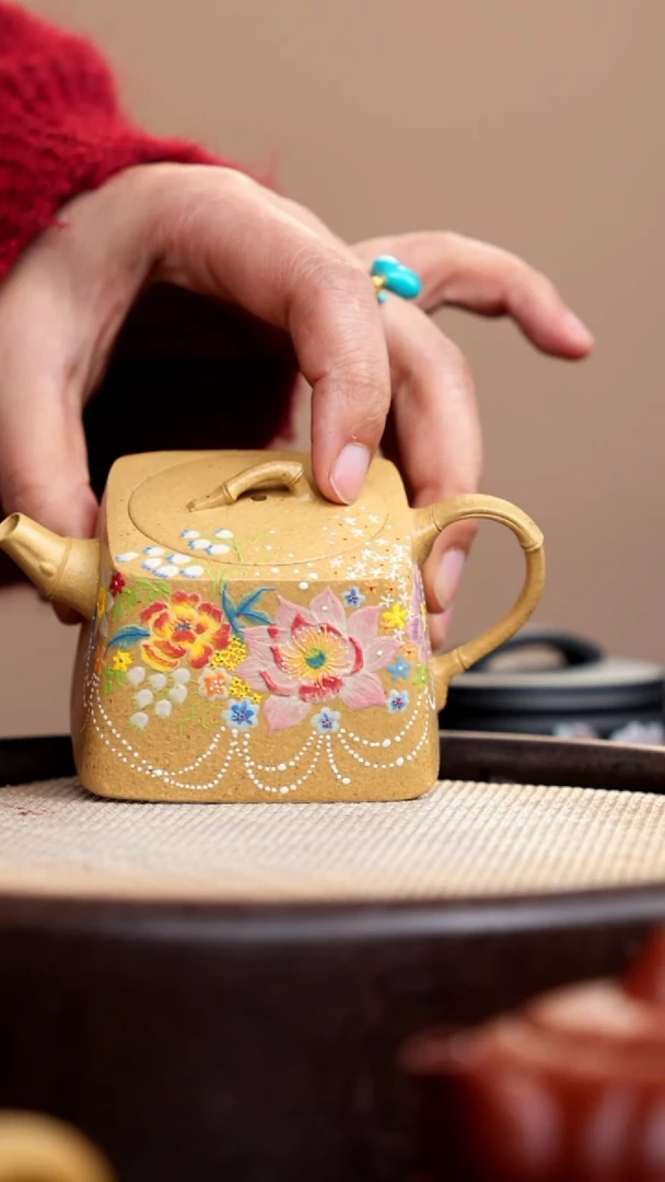 茶壶紫砂段泥四方竹节井栏泥绘花