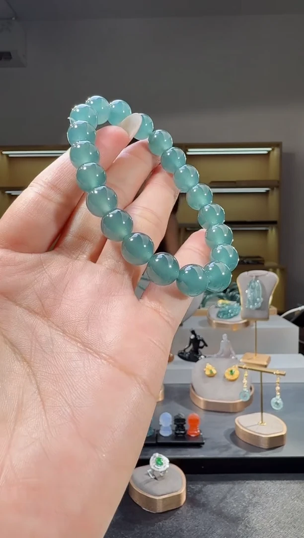 吊坠(不含链)未镶嵌翡翠手串（多样性发其一）