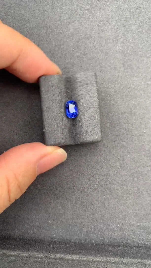 裸石蓝宝石1.6ct皇家蓝 GE 定制