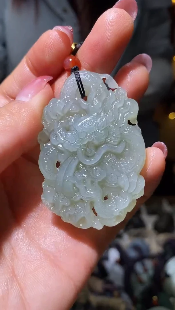 未镶嵌和田玉挂件1