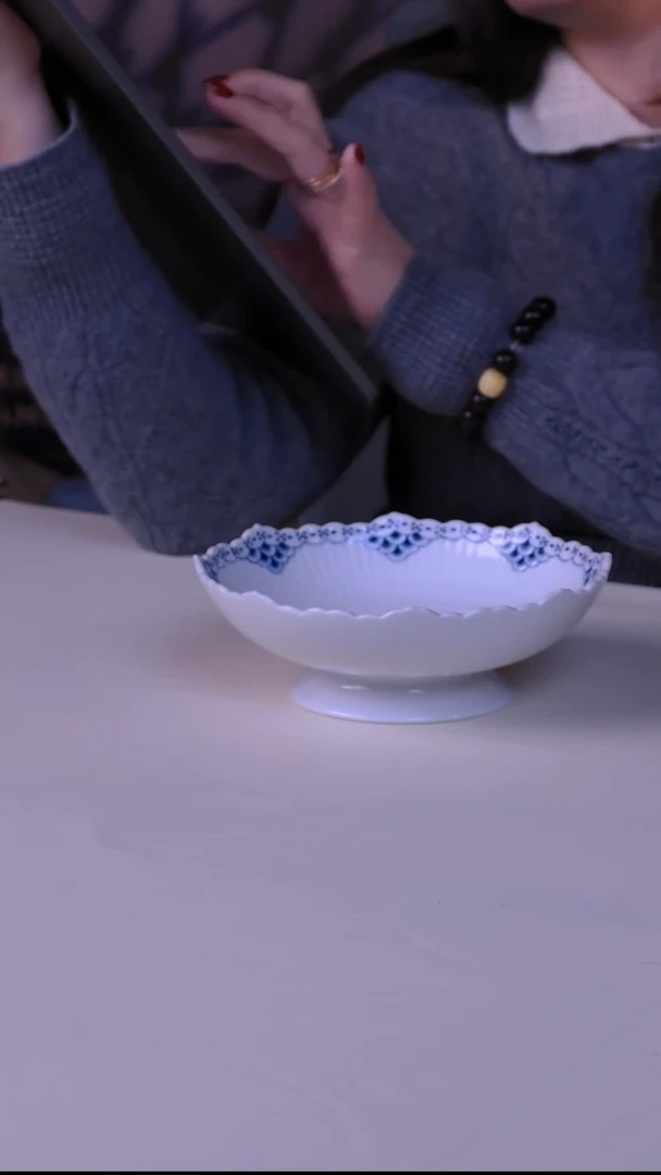 每天早上六点（公主蓝 矮脚碗）