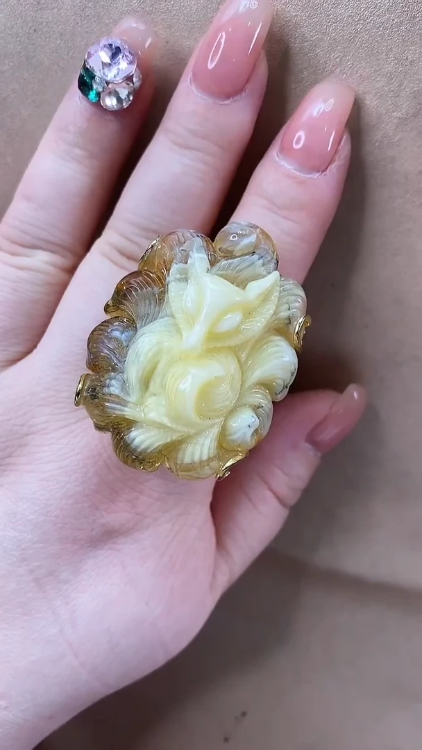 琥珀颈饰未镶嵌戒指