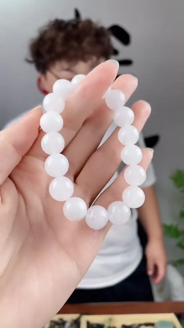 和田玉未镶嵌颈饰拍一发一，多样性发货