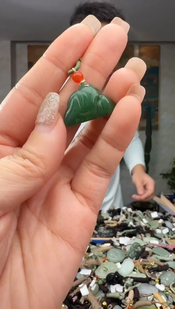 颈饰未镶嵌和田玉拍一发一多样性发货