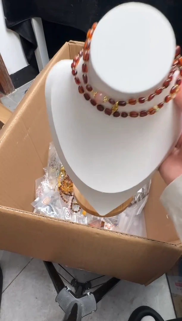 【闪购商品】血珀手链未镶嵌上