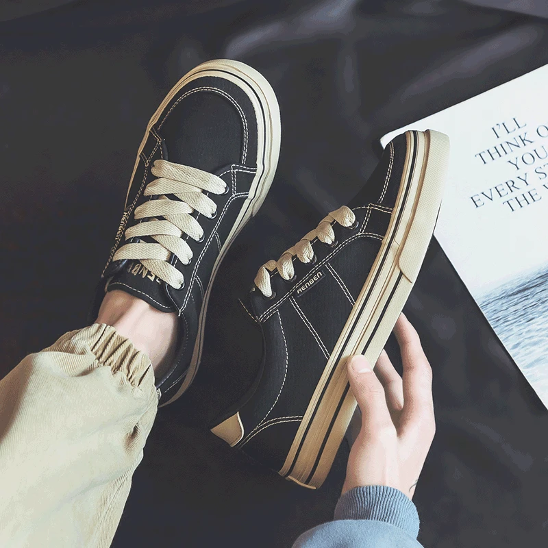人本帆布鞋男士透气黑色百搭球鞋春季新款潮流男生男款休闲板鞋子