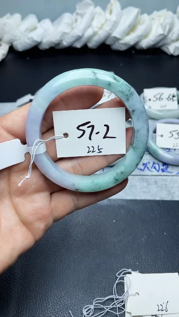 未镶嵌手镯翡翠225