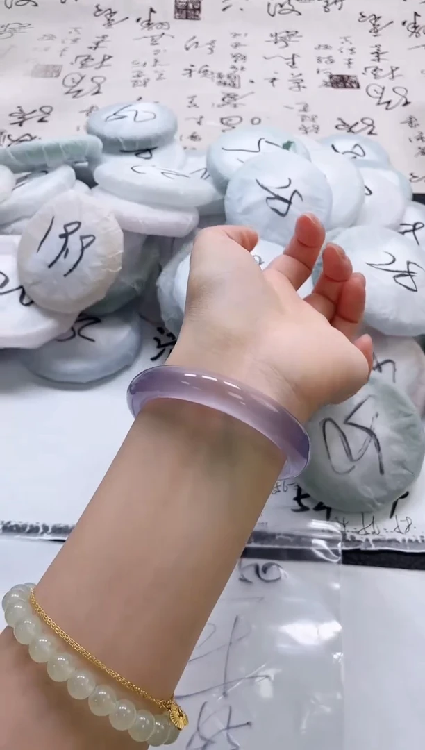 未镶嵌手镯石英质玉250-55