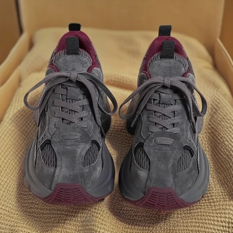 心芘女鞋2025年韩版老爹鞋爆款好看休闲时尚网红软底百搭运动鞋子