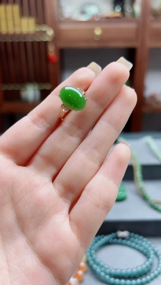 和田玉戒指18K金镶嵌18K金碧玉蛋面戒指MY