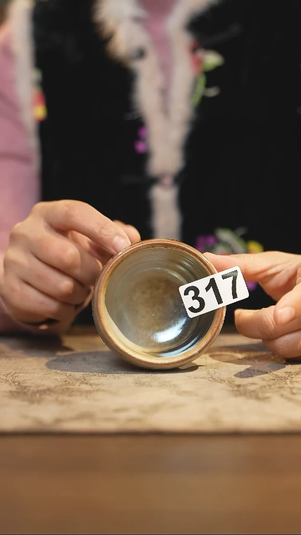 手工茶器柴烧 志野  主人杯317