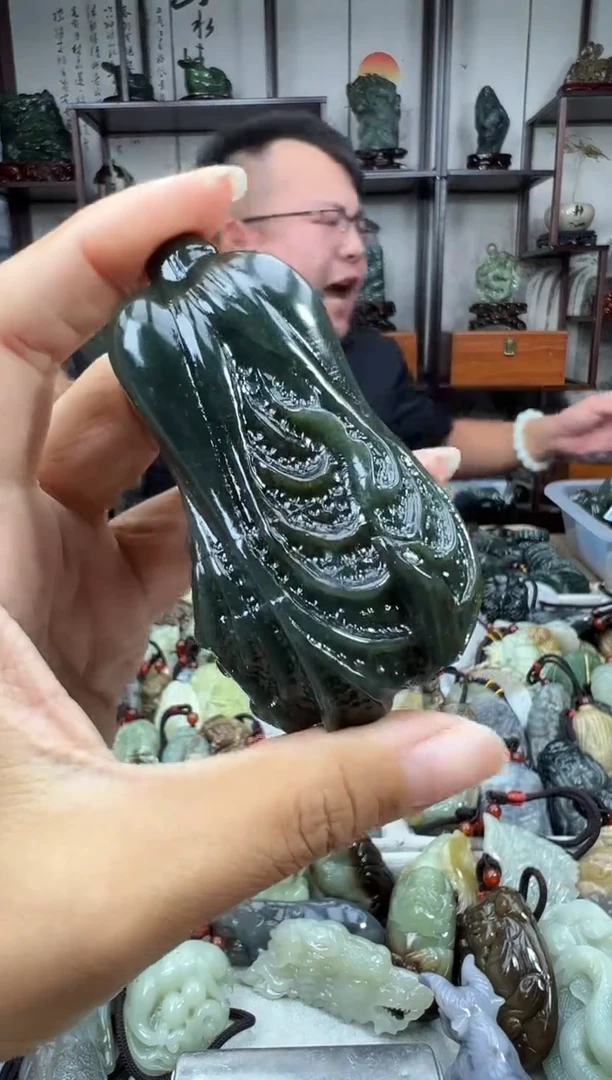 未镶嵌和田玉把件1