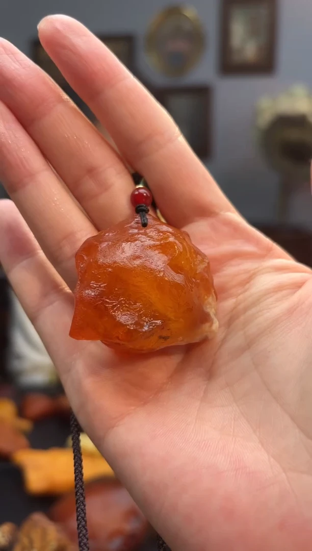 琥珀颈饰未镶嵌吊坠