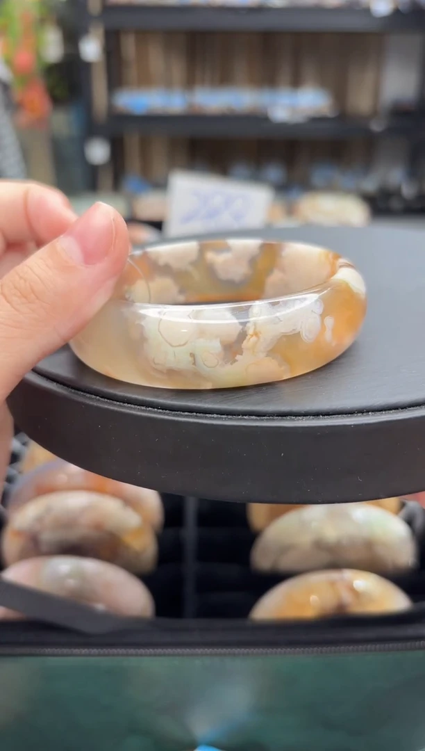 石英质玉手镯未镶嵌2(61圈)