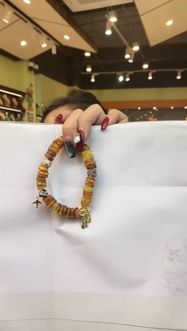 【闪购商品】琥珀手链未镶嵌多样性发一