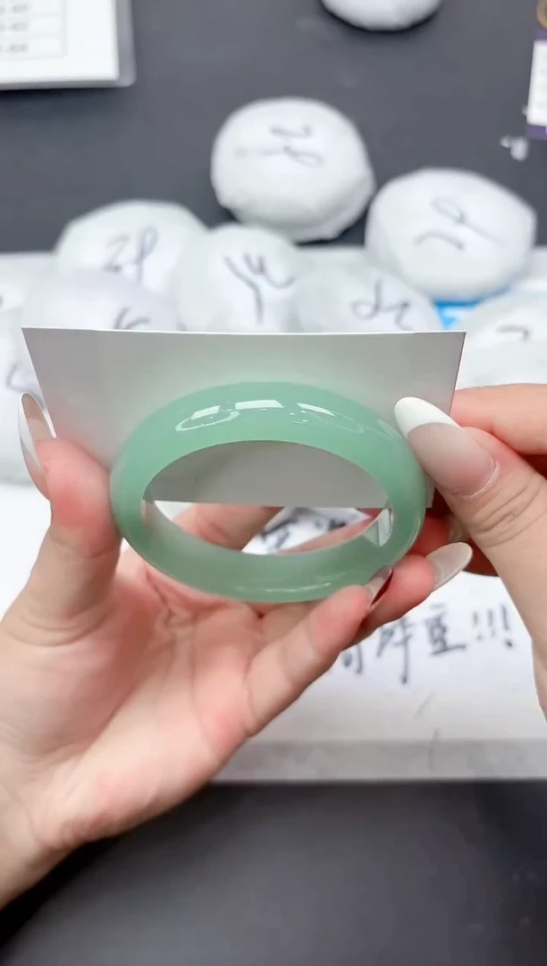 未镶嵌手镯石英质玉A197-58.2