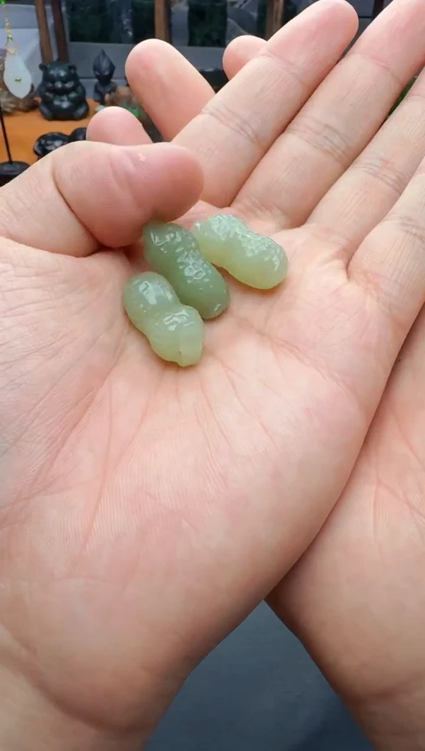 和田玉未镶嵌颈饰花生多样性拍一发一01