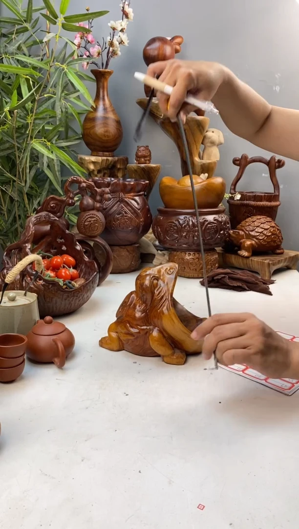 香樟木A50三足大嘴金蟾/尺寸