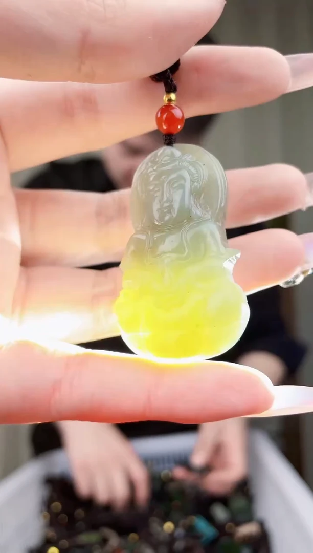 【闪购商品】和田玉挂件未镶嵌拍一发一，多样性发货！