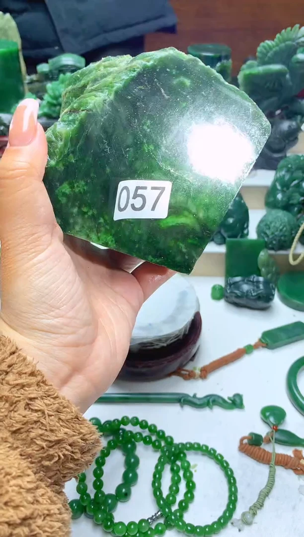 未镶嵌和田玉珠宝半成品1