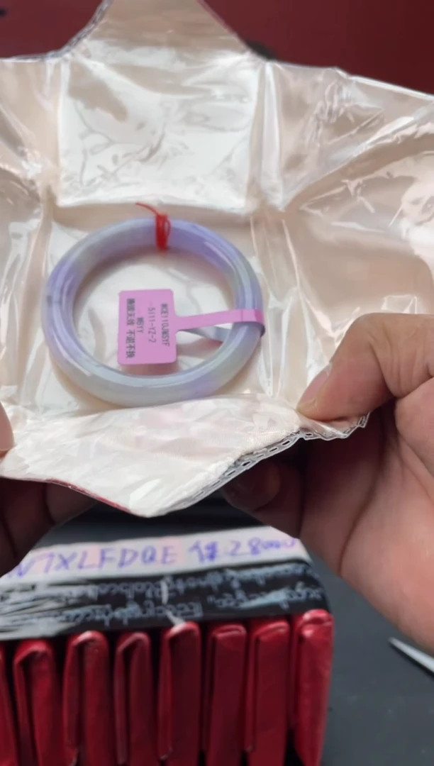 未镶嵌手镯翡翠翡翠手镯1