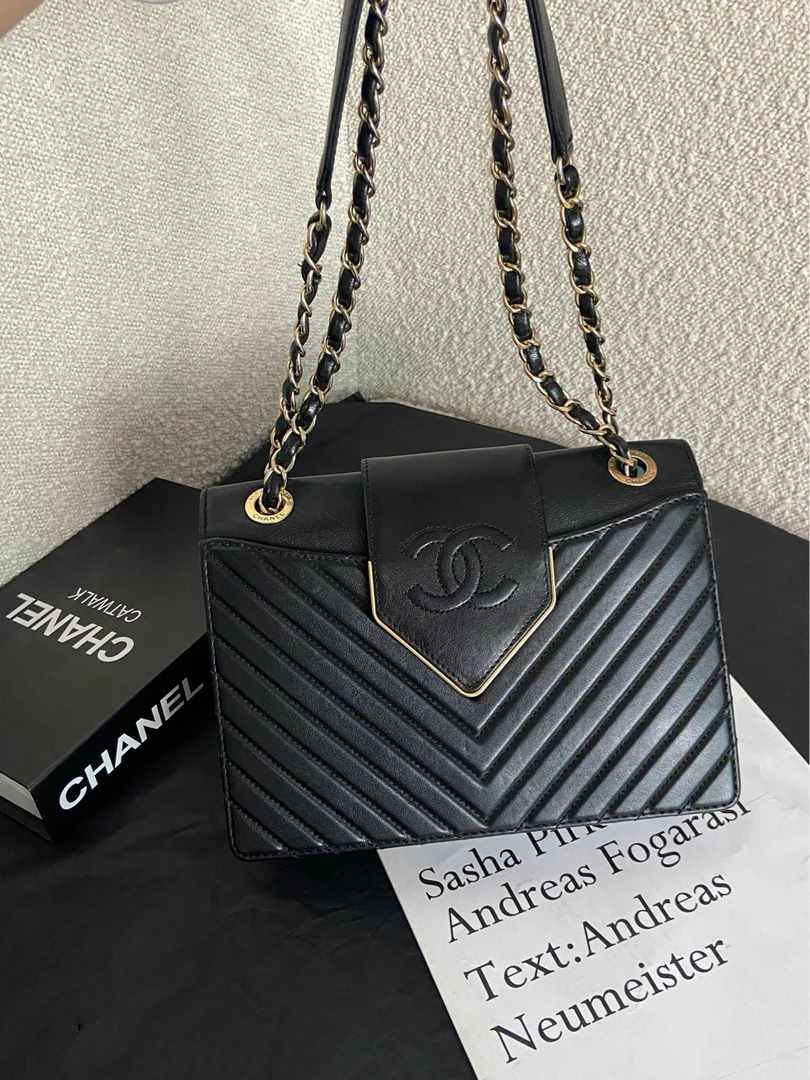 95新 Chanel/香奈儿 2049   Chanel 黑金V纹翻盖cf单肩包