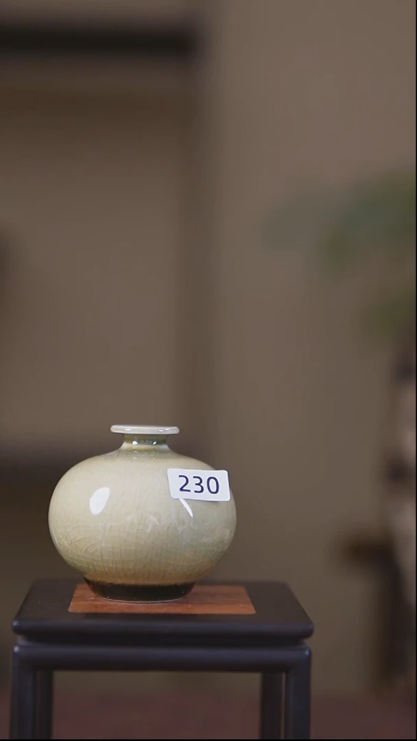 摆件景德镇陶瓷小花瓶230