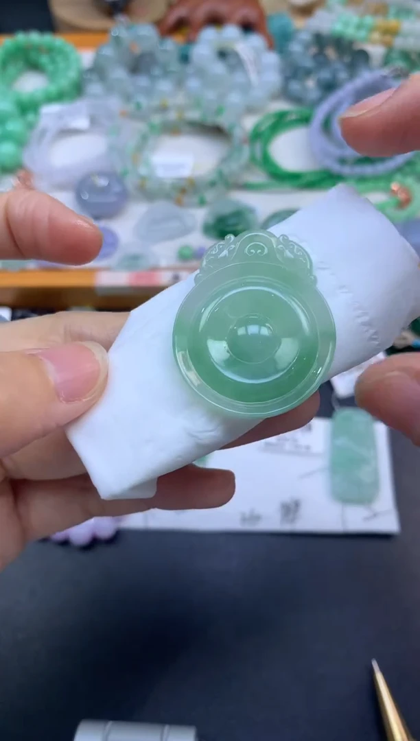 定制翡翠未镶嵌翡翠
