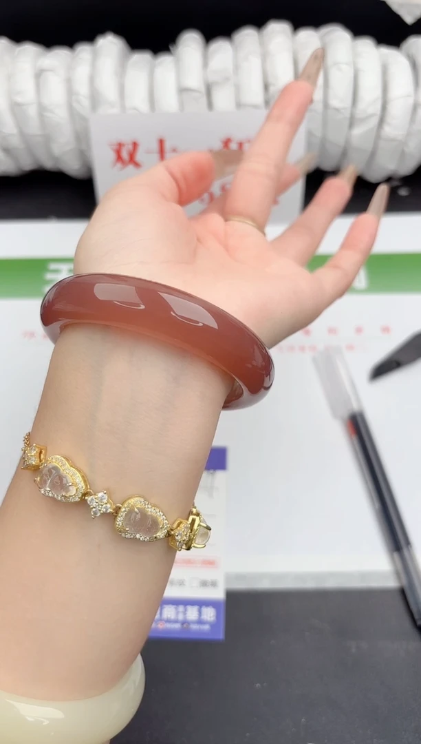 未镶嵌手镯石英质玉179-56.3