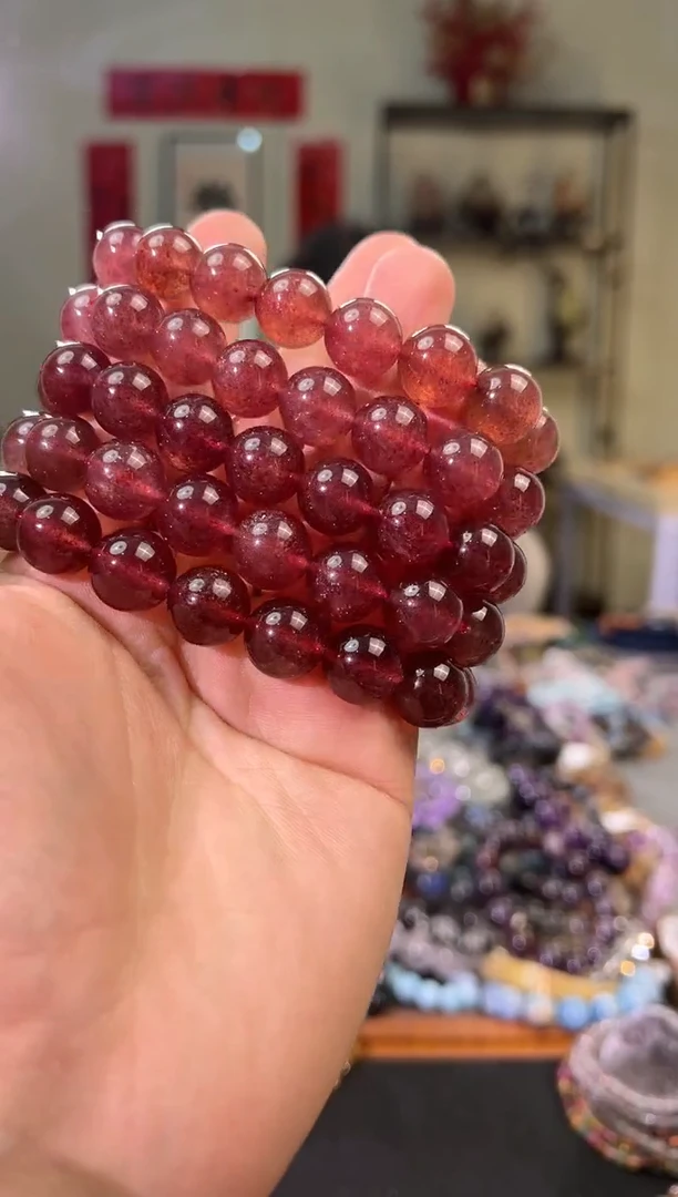 【闪购商品】石英质玉手串合金13+m鸽血红草莓晶（多样性发其一）