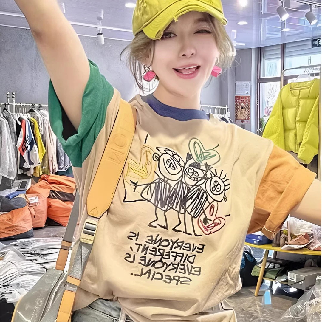 2025美式潮牌撞色短袖T恤女夏季设计感涂鸦印花宽松遮屁股上衣