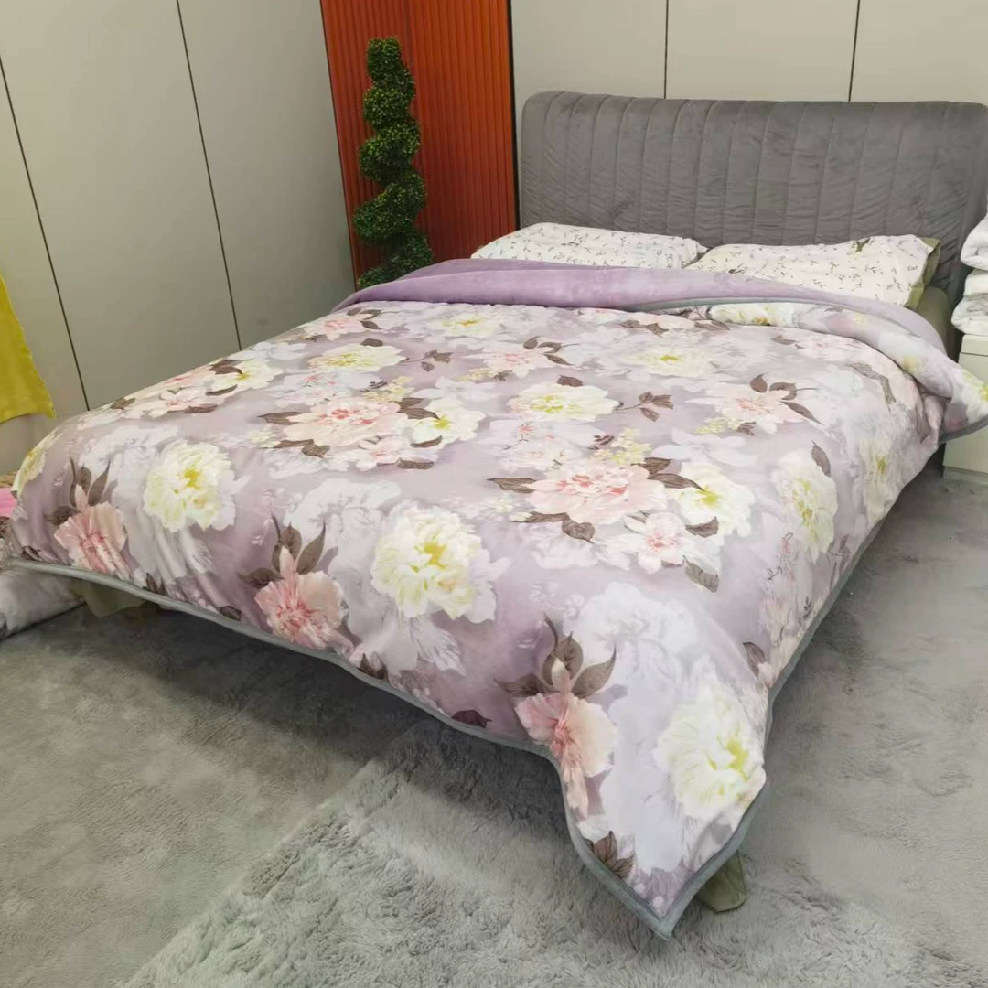 冬季双人被紫色牡丹加厚锁住热量石墨烯盖毯床盖透气保温牛奶绒被