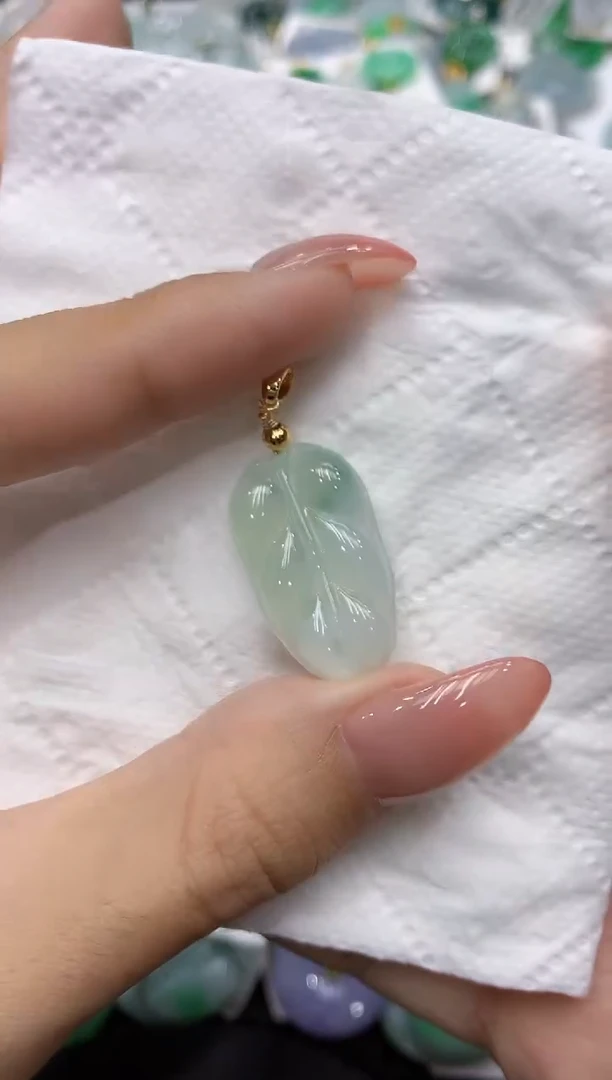 颈饰未镶嵌翡翠111111111111