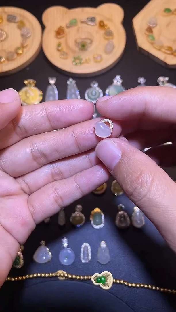 吊坠(不含链)银S925镶嵌翡翠1