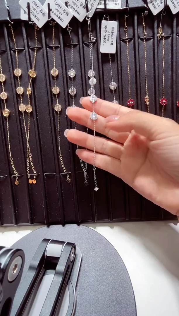 未镶嵌手链钻石不退不换ct定99总价4700